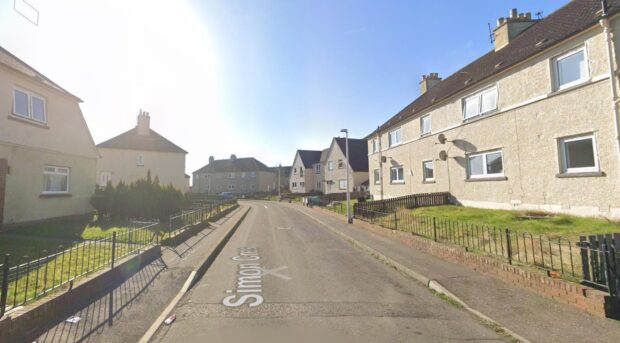 Police were called to Simon Crescent in Methil on Saturday morning. Image: Google Maps