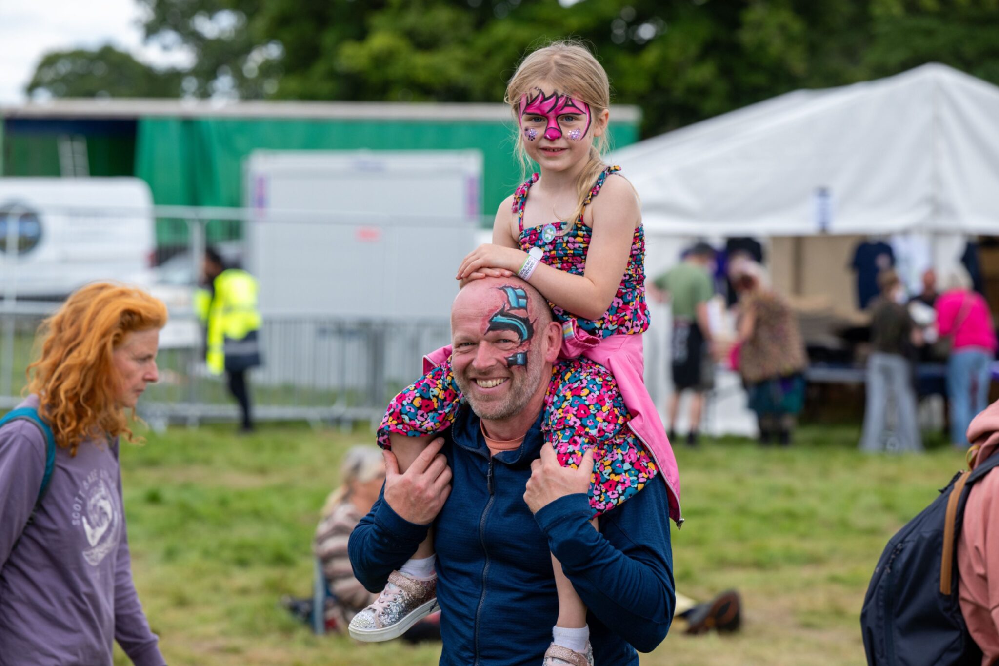 Best pictures as Back Doune the Rabbit Hole makes its comeback