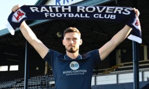 Raith Rovers complete signing hat-trick as ex-Morton and Motherwell defender joins on loan