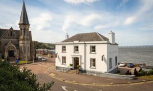 Former OnlyFans model to reopen the Newport Inn