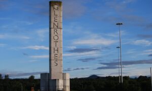 A sign for Glenrothes.