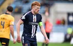 Simon Murray took taxi home from St Mirren reveals Steven Pressley as Dundee boss provides update on sick striker