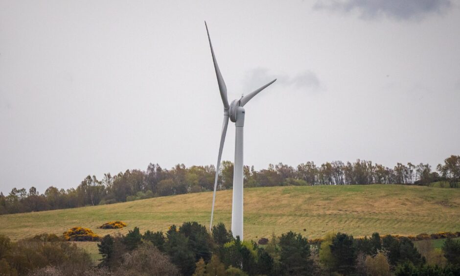 Perth Wind Aviva set to dismantle Perth wind turbine amid broken blades probe