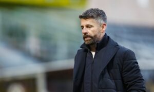 Fuming Stephen Robinson insists officials got crucial call wrong in Dundee United clash