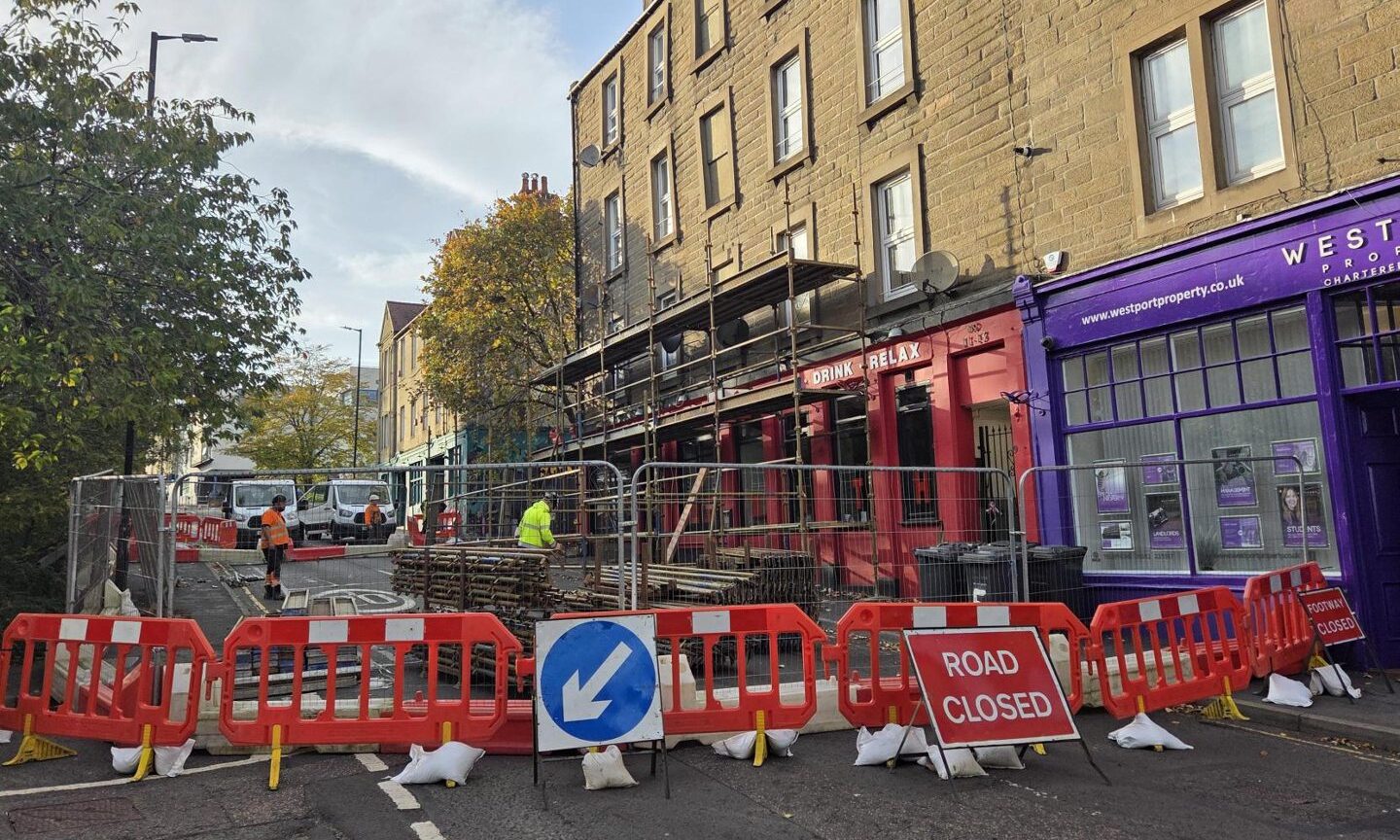 Hawkhill in Dundee closed with scaffolding put up in front of the Tinsmith.