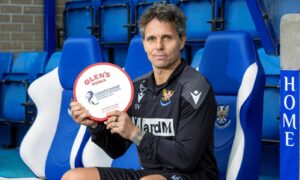 St Johnstone boss Simo Valakari hails ‘unbelievable backing’ from fans after picking up second award