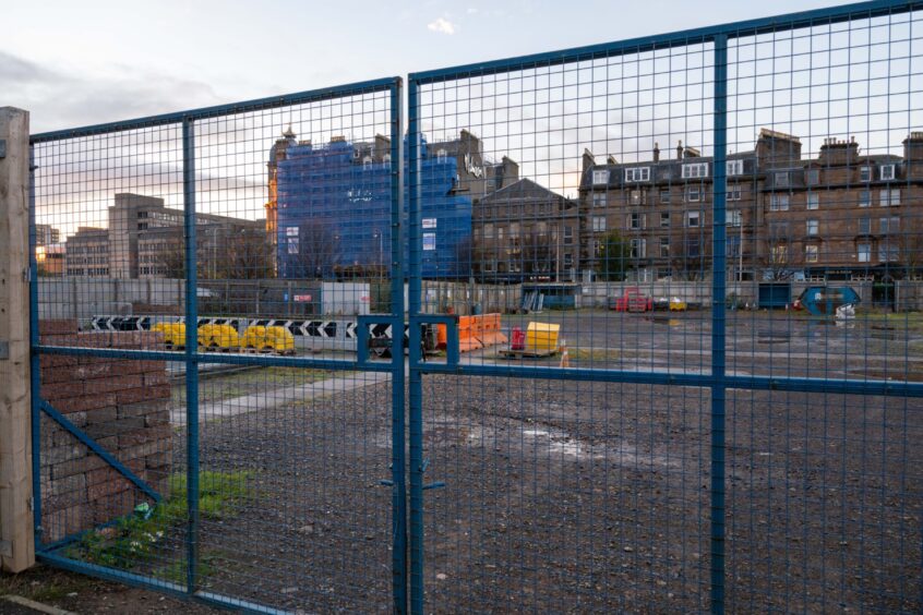 View through gates on Earl Grey Place West, Dundee.