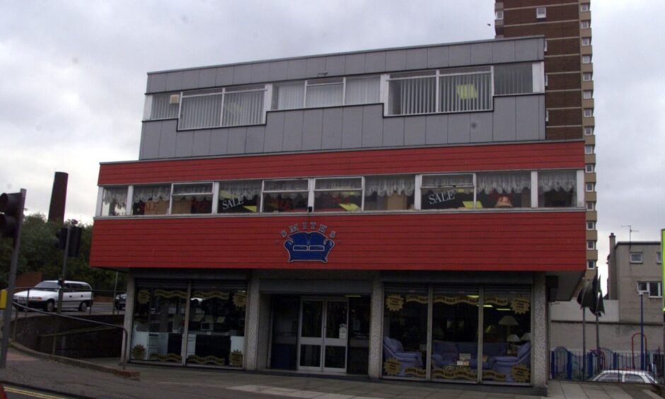 Alex Smith Stores on the corner of Alexander Street in Dundee. 