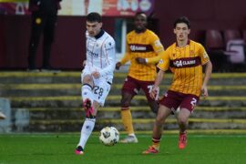 Dundee star reveals bold stance on mounting Dens Park relegation fears