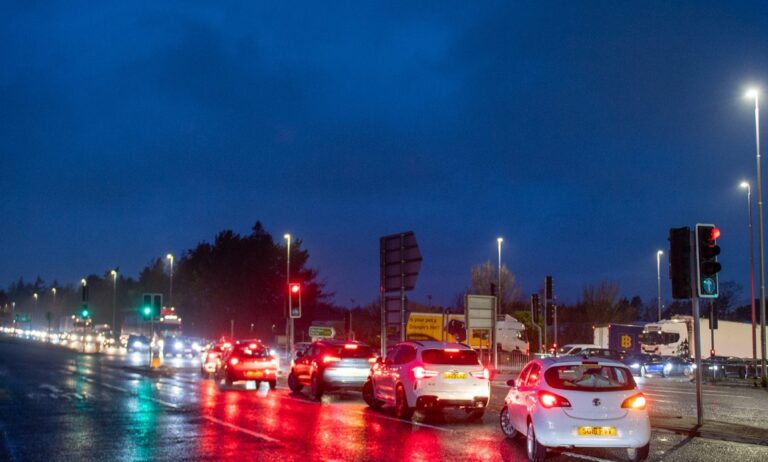 Forfar Road Delays on Dundee A90 Kingsway at Forfar Road junction