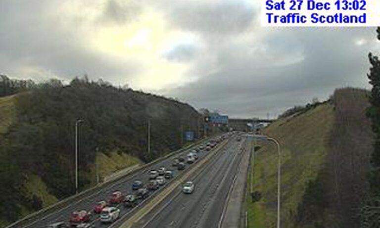Delays for motorists due to crash on the M90 near Dunfermline