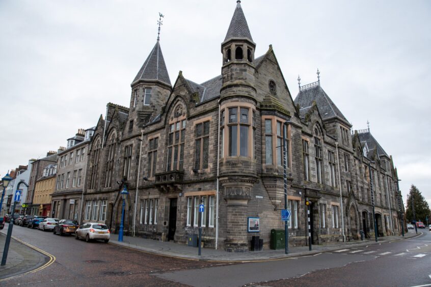 1-5 High Street building