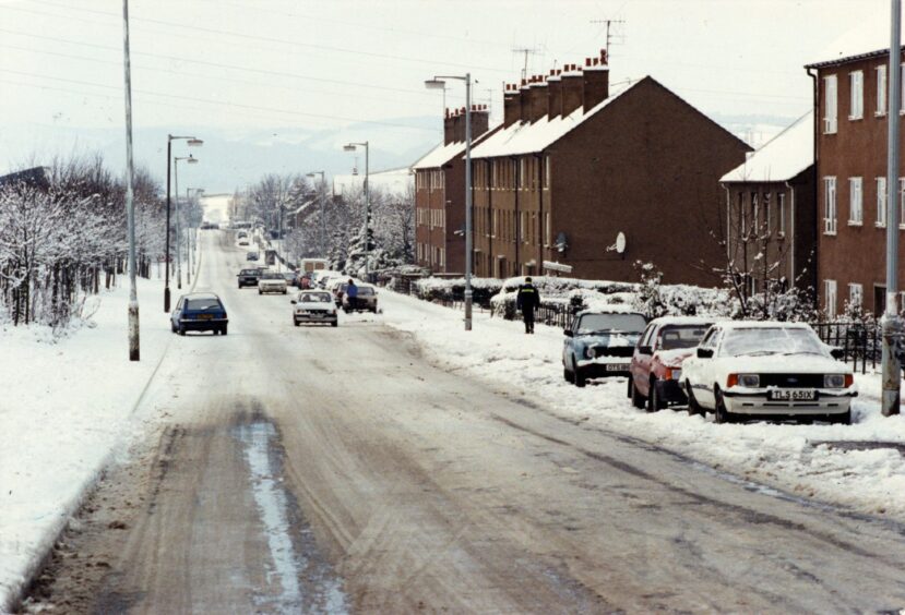 A snowy South Road in Dundee in January 1991.