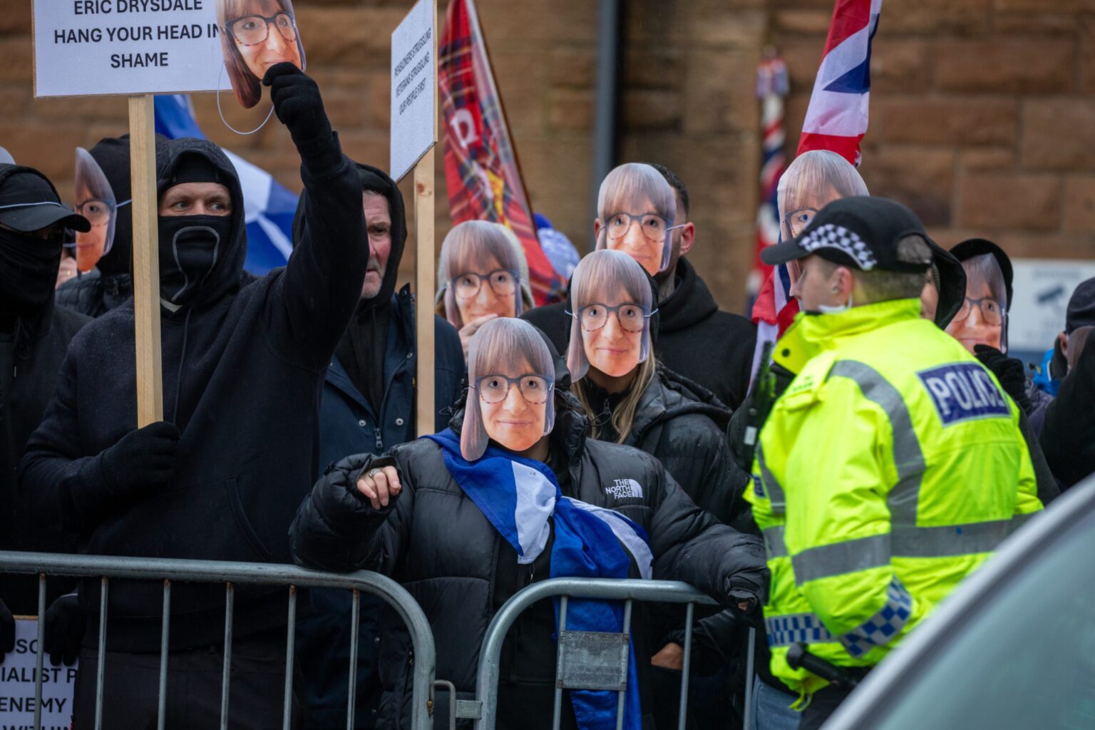Perth anti-immigration protesters vow to 'keep going'