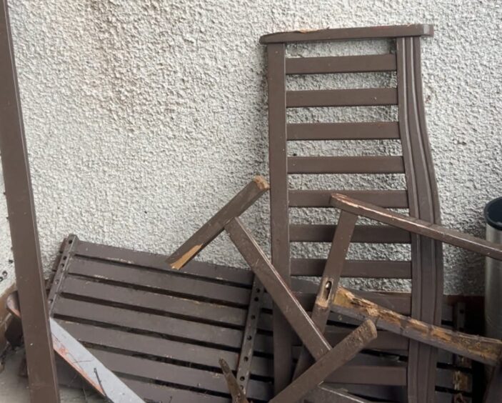 Arbroath mum shocked after vandals destroy her grandad's bench