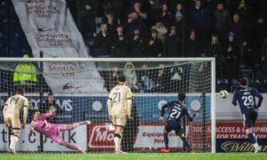 Last-gasp penalty miss sees goal-shy Dundee beaten at Falkirk