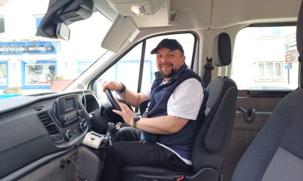 C61 Bus Callander bus driver Ian is star of new C61 bus service to Aberfoyle