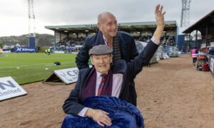 Dundee FC 1962 title-winning legend Bobby Seith makes emotional return to Dens Park
