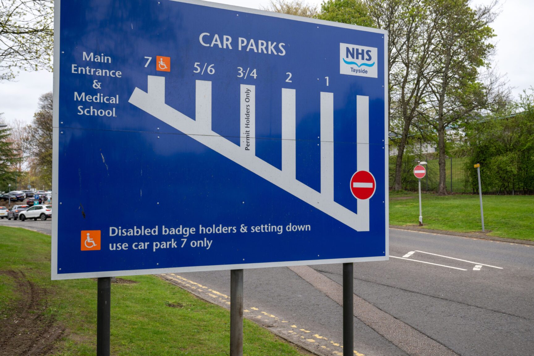 why-is-ninewells-hospital-parking-so-poor-how-is-it-being-fixed