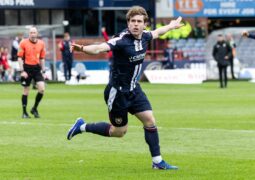Dundee’s ‘shield from criticism’ revealed as super sub makes bid for starting spot