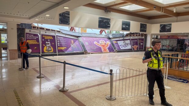 Kingdom Shopping Centre wall collapses in Glenrothes