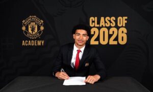 Fife starlet Camron Mpofu lands Manchester United contract alongside Wayne Rooney and Michael Carrick kids
