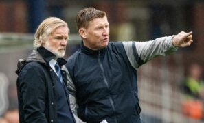 Steven Pressley makes big admission after below par Dundee crash to ‘very good’ Hibs