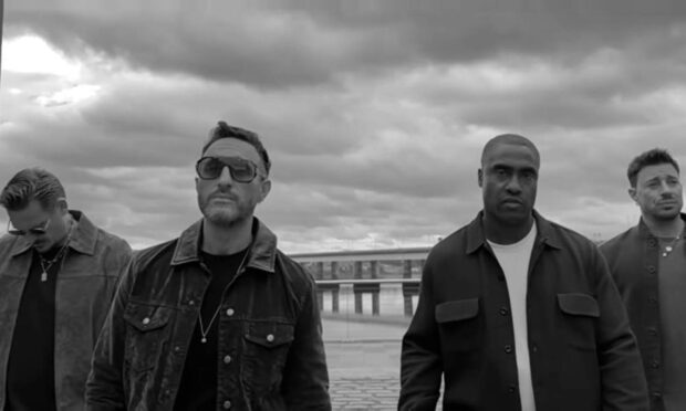 Linkedin Posts. Example Quote Blue shoot new music video in Dundee