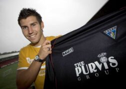 Ex-Dunfermline star who played in cup final for Dundee swaps Liverpool for Saudi Arabia