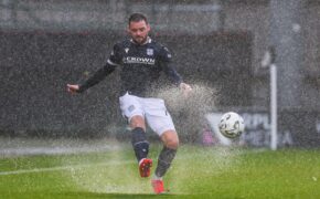 ‘Ludicrous’ that games not called off during Storm Boelo says Dundee boss Steven Pressley