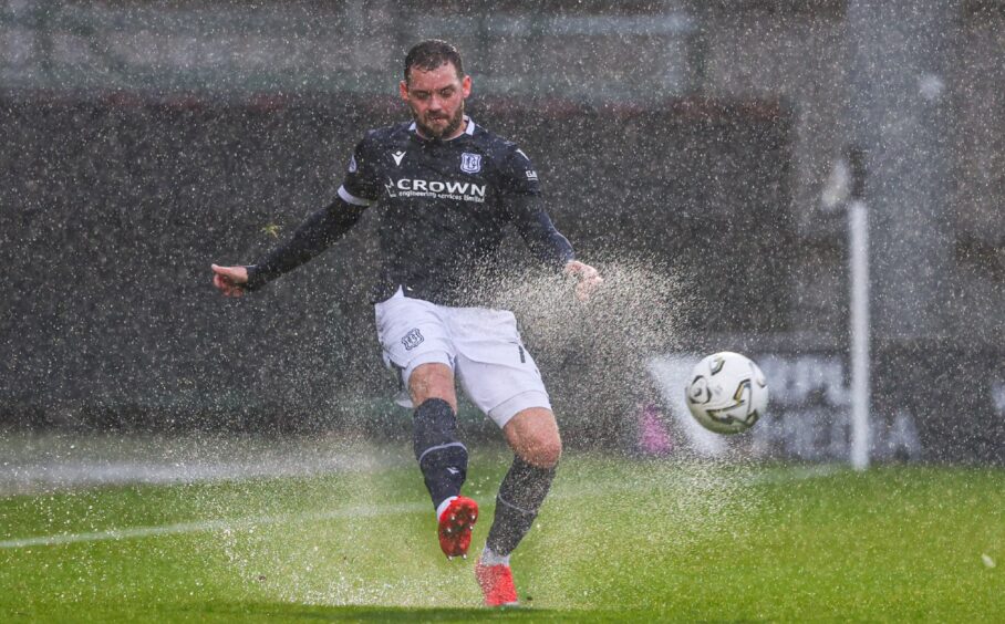 Steven Pressley: 'Ludicrous' games were not called off in storm