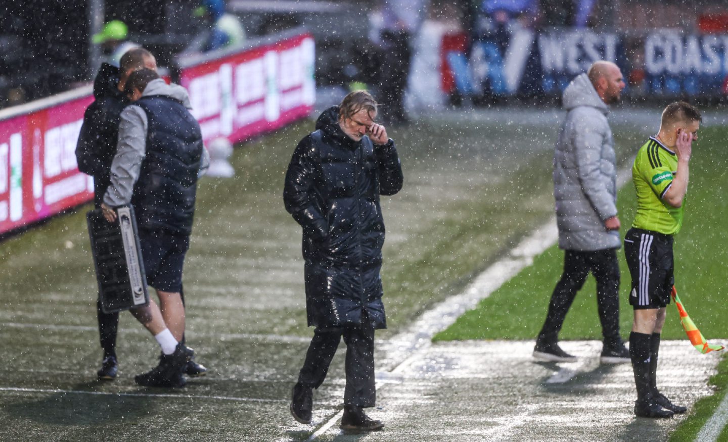 Steven Pressley: 'Ludicrous' games were not called off in storm