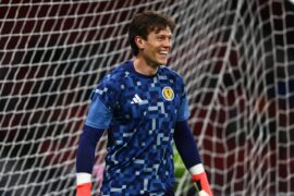 Steven Pressley reveals ‘lovely’ parting gift from Jon McCracken as Dundee boss backs ex-Dens keeper to become Scotland’s No 1