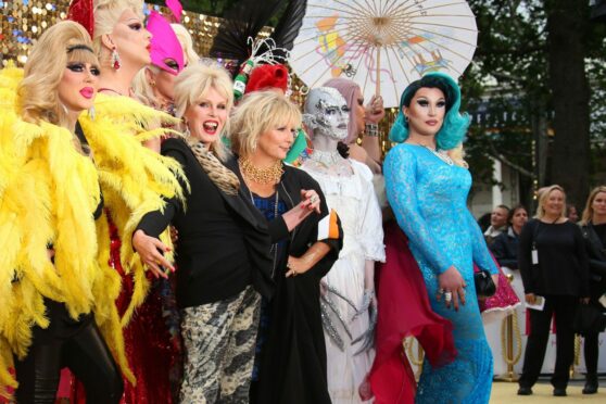 Joanna Lumley and Jennifer Saunders, centre, at premiere of the Absolutely Fabulous movie 
in 2016.