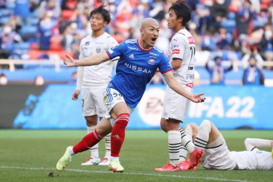 Daizen Maeda celebrates his last goal for Yokohama F Marinos before he signed for Celtic