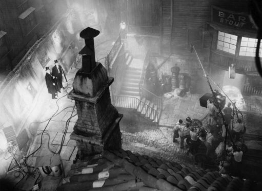 London’s gas-lit streets are recreated at Paramount Studios in LA during filming of director Rouben Mamoulian’s 1931 movie version of Robert Louis Stevenson’s Dr Jekyll And Mr Hyde