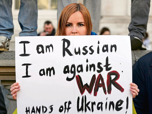 World stops to stand behind Ukraine and condemn Putin