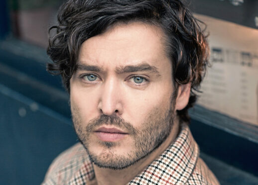 Alexander Vlahos.