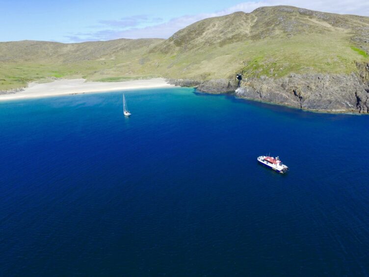 Panorama promoting Hebridean Sea Tours - discover the Scottish Highlands