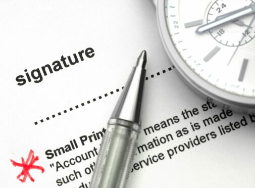 Customers should read the small print before signing contracts