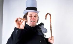 Funnyman Les Dawson in his 1970s series Sez Les. (ITV)