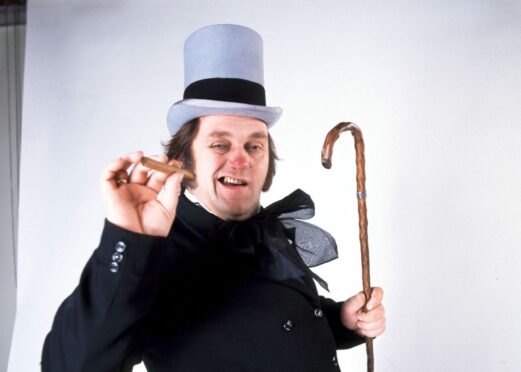 Funnyman Les Dawson in his 1970s series Sez Les. (ITV)