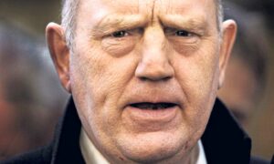 Thomas ‘TC’ Campbell outside Edinburgh Court of Session in 2004