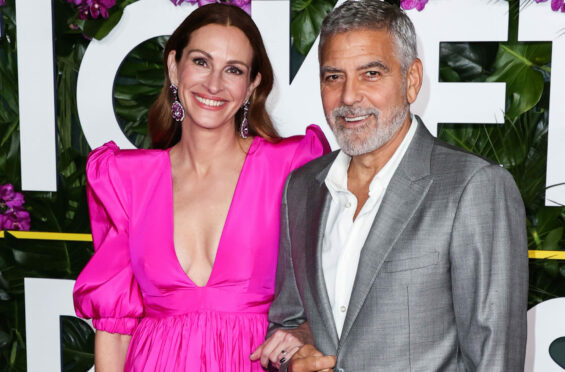 Ticket To Paradise co-stars Julia Roberts and George Clooney