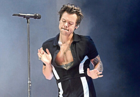 Harry Styles performing on stage at Capital's Summertime Ball 2022
Capital's Summertime Ball 2022, Show, Wembley Stadium, London, UK - 12 Jun 2022
Wearing Palomo Spain