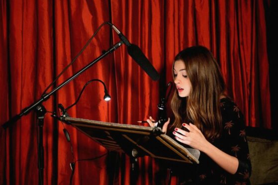 Oscar-winning actress Anne Hathaway records The Wonderful Wizard Of Oz audiobook