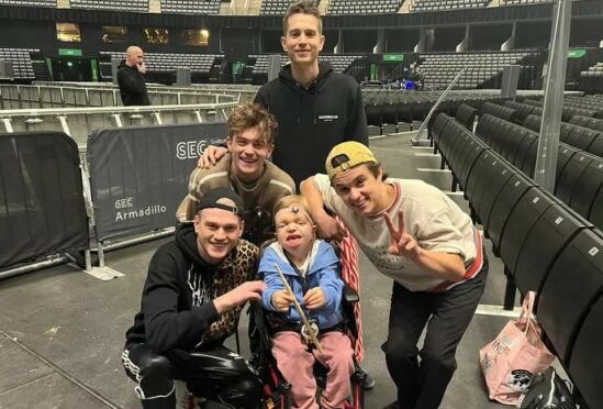 Hannah Thomson meets The Vamps