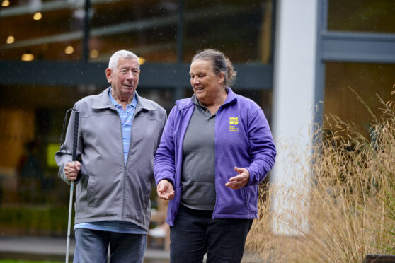 A photo of rehabilitation officer Sharon with a veteran