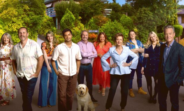 The cast for Neighbours' return.