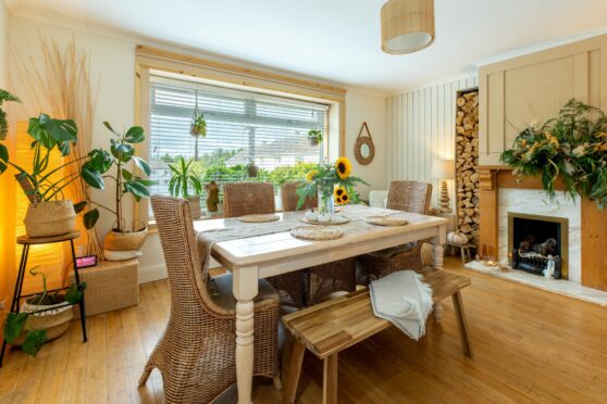 The stunning dining room.